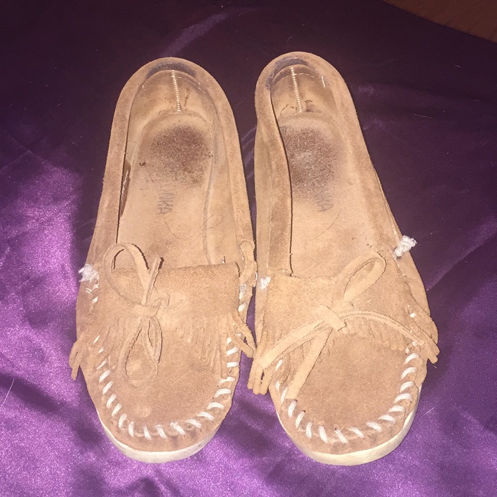 Minnetonka Moccasin Shoes 🌿🌻